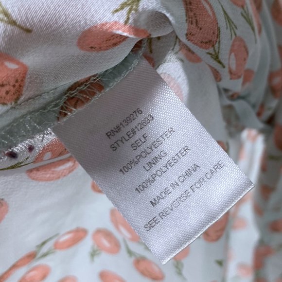 Daniel Rainn Sz XS Cherry Novelty Print Peplum Top - Picture 9 of 9